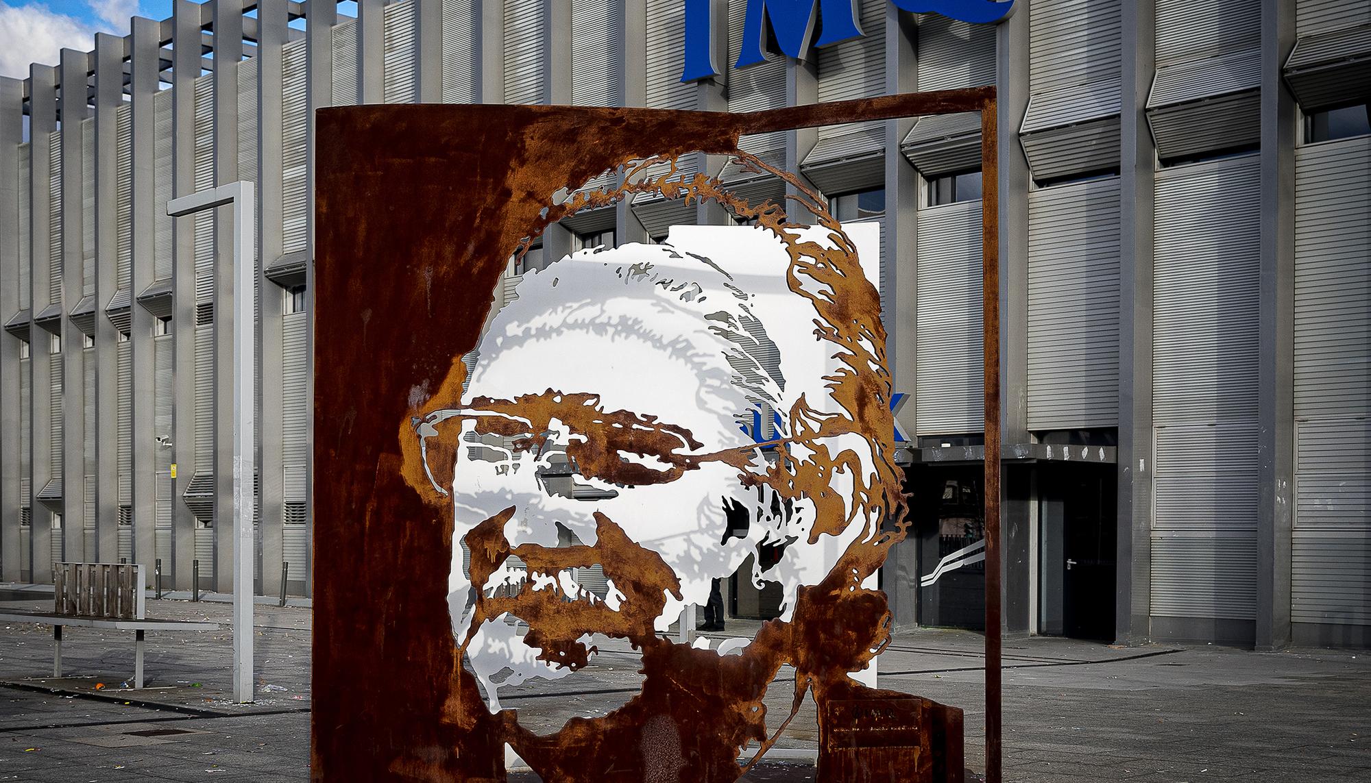 Inaki Azkuna Clínica Zorrotzaurre